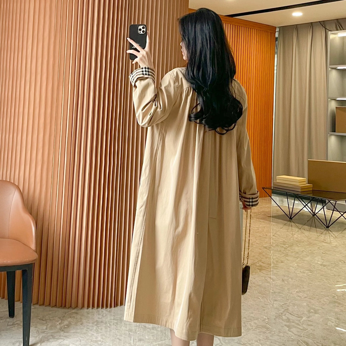 Women's gathered panel lightweight twill loose coat