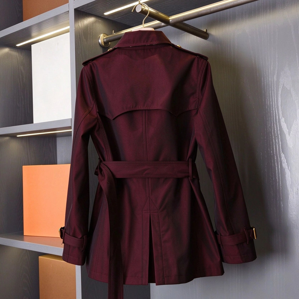 Short, lightweight gabardine trench coat with detachable hood – Salt Marsh Beige, Vineyard Red