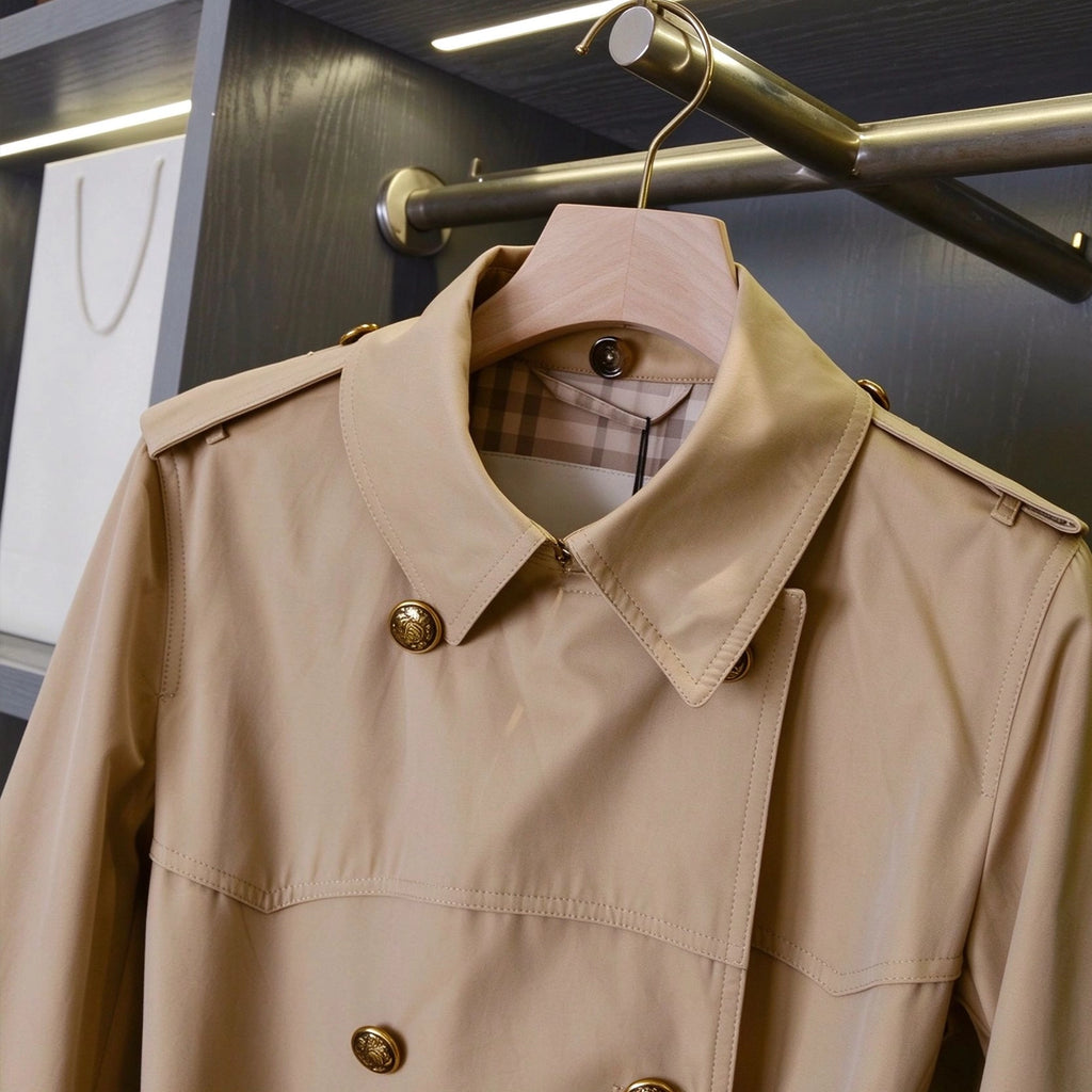 Short, lightweight gabardine trench coat with detachable hood – Salt Marsh Beige, Vineyard Red